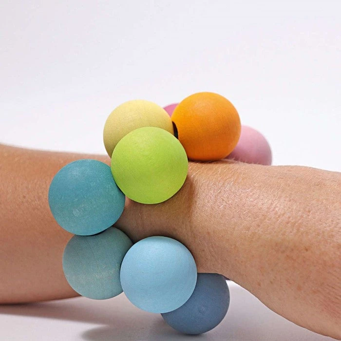 Grimm's | Bead Grasper Pastel 3 Grimm's | Bead Grasper Pastel - Image 3