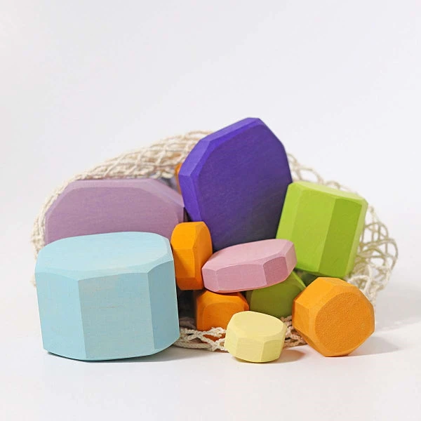 Grimm's | Tree Slices | 16 Blocks 1 Grimm's | Tree Slices | 16 Blocks