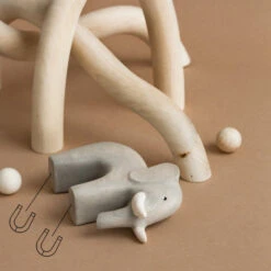 Iz Vetvey | Wooden Elephant -Simple Play Stories Iz Vetvey Elephant with magnets