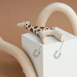 Iz Vetvey | Wooden Giraffe 6 Iz Vetvey | Wooden Giraffe -Simple Play Stories Iz Vetvey Giraffe with magnets