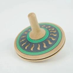 Mader | Arabesk Spinning Top (Level 1) -Simple Play Stories Mader Arabesk Spinning Top Green 2
