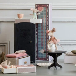 Maileg | Dance Mouse In Daybed Little Sister -Simple Play Stories Maileg baby Mice Twins