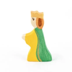 Mikheev | People | Queen In Green & Yellow -Simple Play Stories Mikheev People Queen Light Skin 4