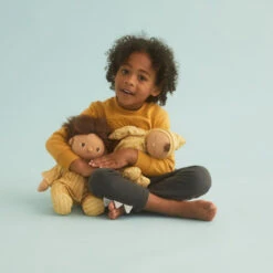 Olli Ella | Dinkum Doll | Sprout 19 Olli Ella | Dinkum Doll | Sprout -Simple Play Stories Olli Ella Daydream Dinkum Doll PJs Goldie on Sprout with Dozy 1ce0b0b9 0b83 4350 a130 eddc8788f1a5