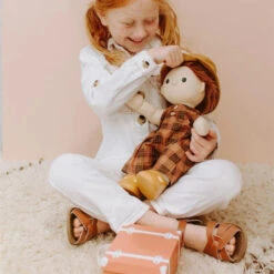 Olli Ella | Dinkum Doll Travel Togs | Apricot -Simple Play Stories Olli Ella Dinkum Doll Travel Togs Apricot 2