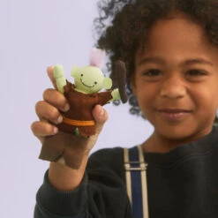 Olli Ella | Holdie Folk | Oggy The Ogre -Simple Play Stories Olli Ella Holdie Fairytale Folk Oggy the Ogre Milk Tooth 5