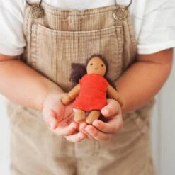 Olli Ella | Holdie Folk | Wren -Simple Play Stories Olli Ella Holdie Folk Wren 2