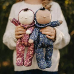 Olli Ella | Holiday Dozy Dinkum Doll | Pie -Simple Play Stories Olli Ella Holiday Dozy Dinkum Pie Pudding