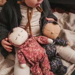 Olli Ella | Holiday Dozy Dinkum Doll | Pie -Simple Play Stories Olli Ella Holiday Dozy Dinkum Pie Pudding 5