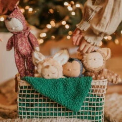 Olli Ella | Holiday Dozy Dinkum Doll | Pudding -Simple Play Stories Olli Ella Holiday Dozy Dinkum Pie Pudding Fawny Twiggy Twinkle 4