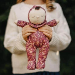 Olli Ella | Holiday Dozy Dinkum Doll | Pudding -Simple Play Stories Olli Ella Holiday Dozy Dinkum Pie Pudding Fawny Twiggy Twinkle 5