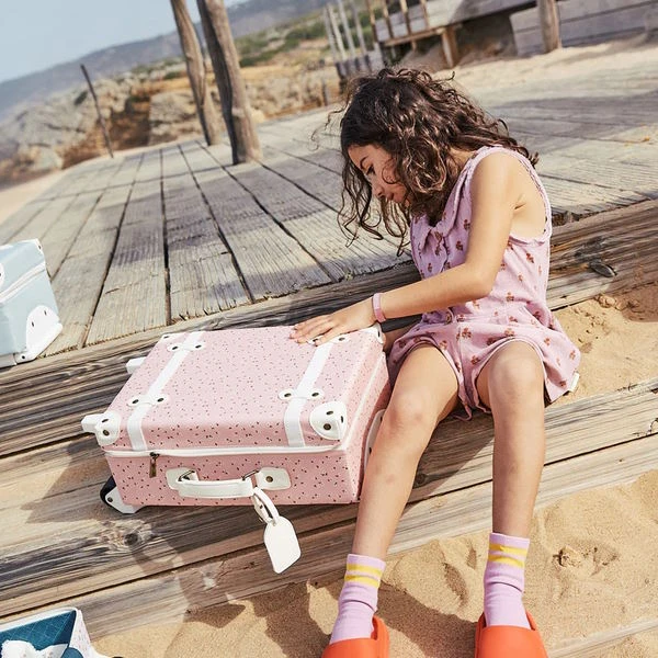 Olli Ella | See-Ya Suitcase | Pink Daisies 5 Olli Ella | See-Ya Suitcase | Pink Daisies - Image 5
