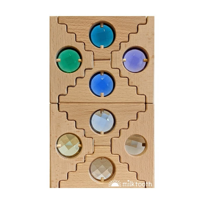 Papoose | Dutch Step Gables | 8 Cool Windows 1 Papoose | Dutch Step Gables | 8 Cool Windows