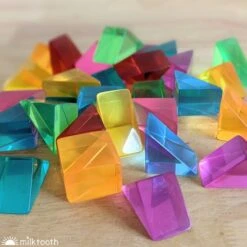 Papoose | Small Lucite Triangles | 32 Pieces With Tray -Simple Play Stories Papoose Lucite Small Triangles 13