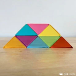 Papoose | Small Lucite Triangles | 32 Pieces With Tray -Simple Play Stories Papoose Lucite Small Triangles 5