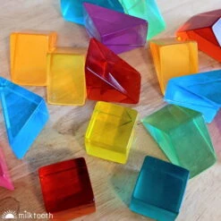 Papoose | Small Lucite Triangles | 32 Pieces With Tray -Simple Play Stories Papoose Lucite Small Triangles 7