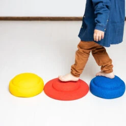 Stapelstein | Balance Board Red -Simple Play Stories Stapelstein Board Red 5